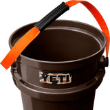 Cubeta YETI Loadout Bucket Wetlands Camo