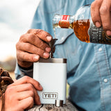 Licorera Yeti Flask White