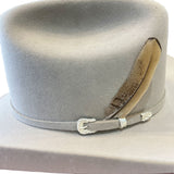 Pluma Stetson Para Sombrero Dorada